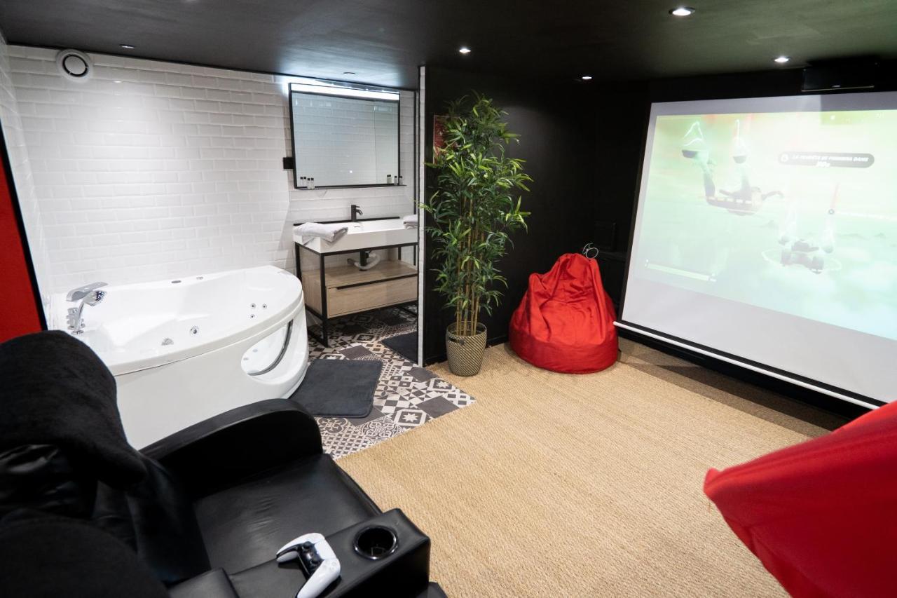 Capsule Cinema - Balneo Home Cinema Playstation 5 발랑시엔 외부 사진