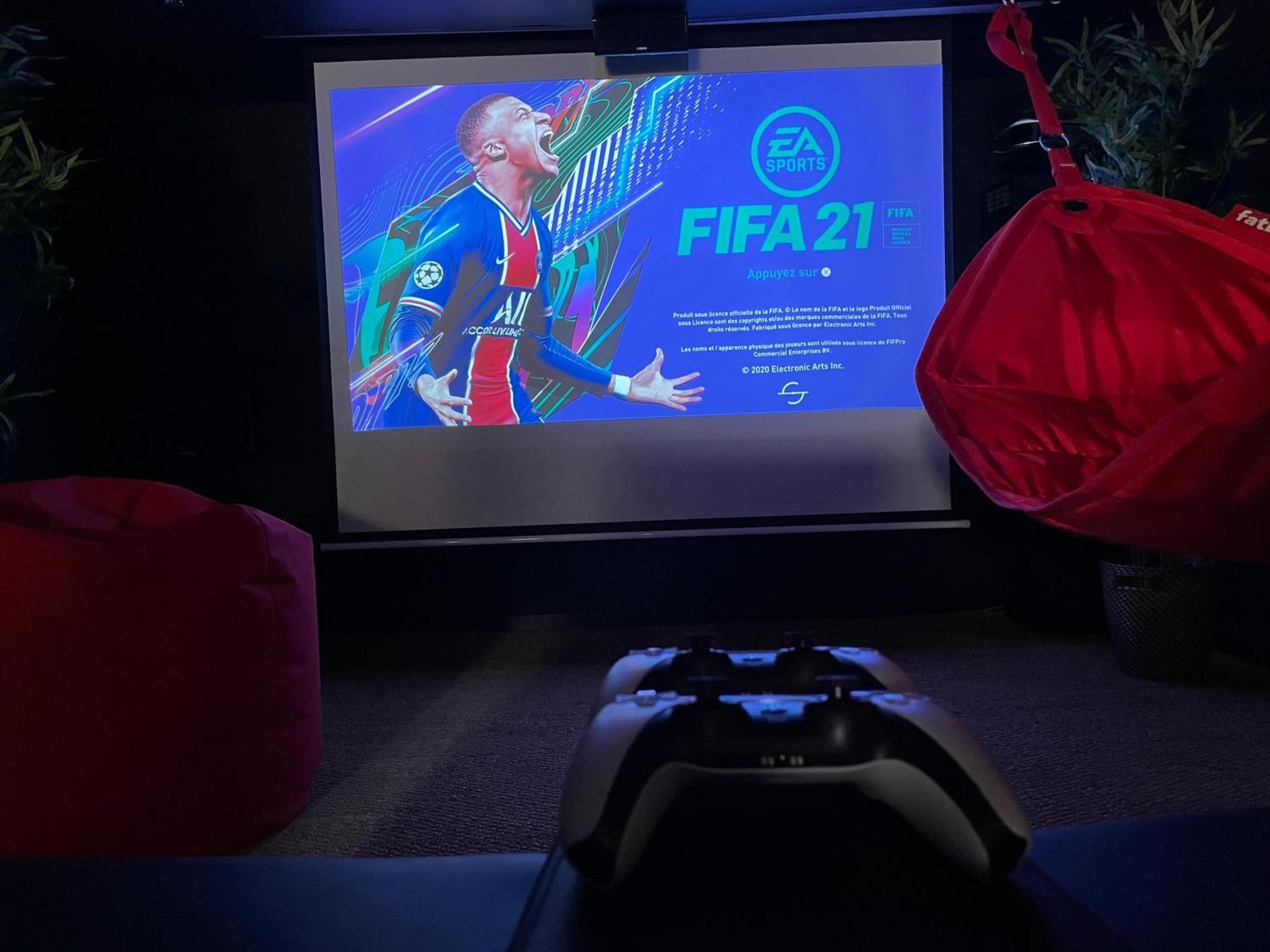 Capsule Cinema - Balneo Home Cinema Playstation 5 발랑시엔 외부 사진
